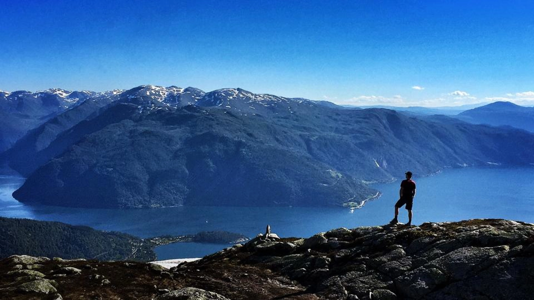 Blick auf den Sognefjord.jpg