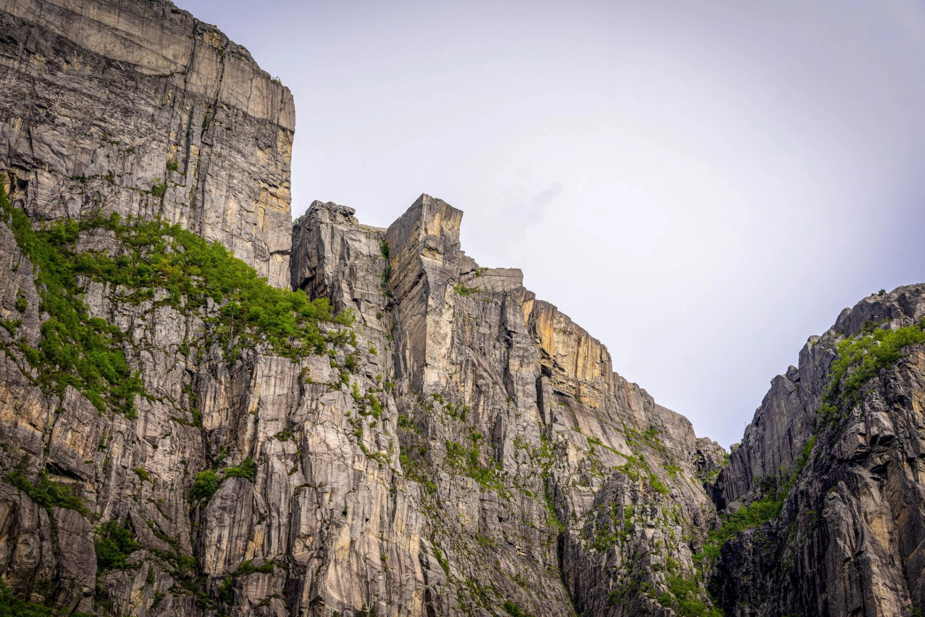 Preikenstolen fra Lysefjorden. Foto: Visit Ryfylke.
