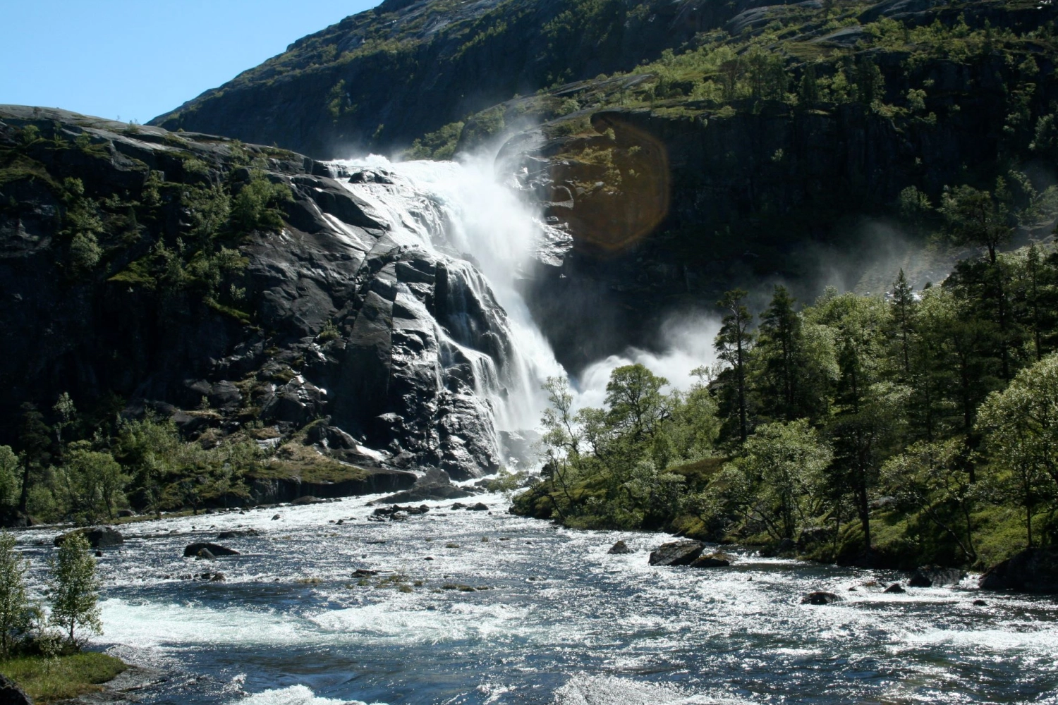 Hardangerfjorden-CLL-12964.JPG