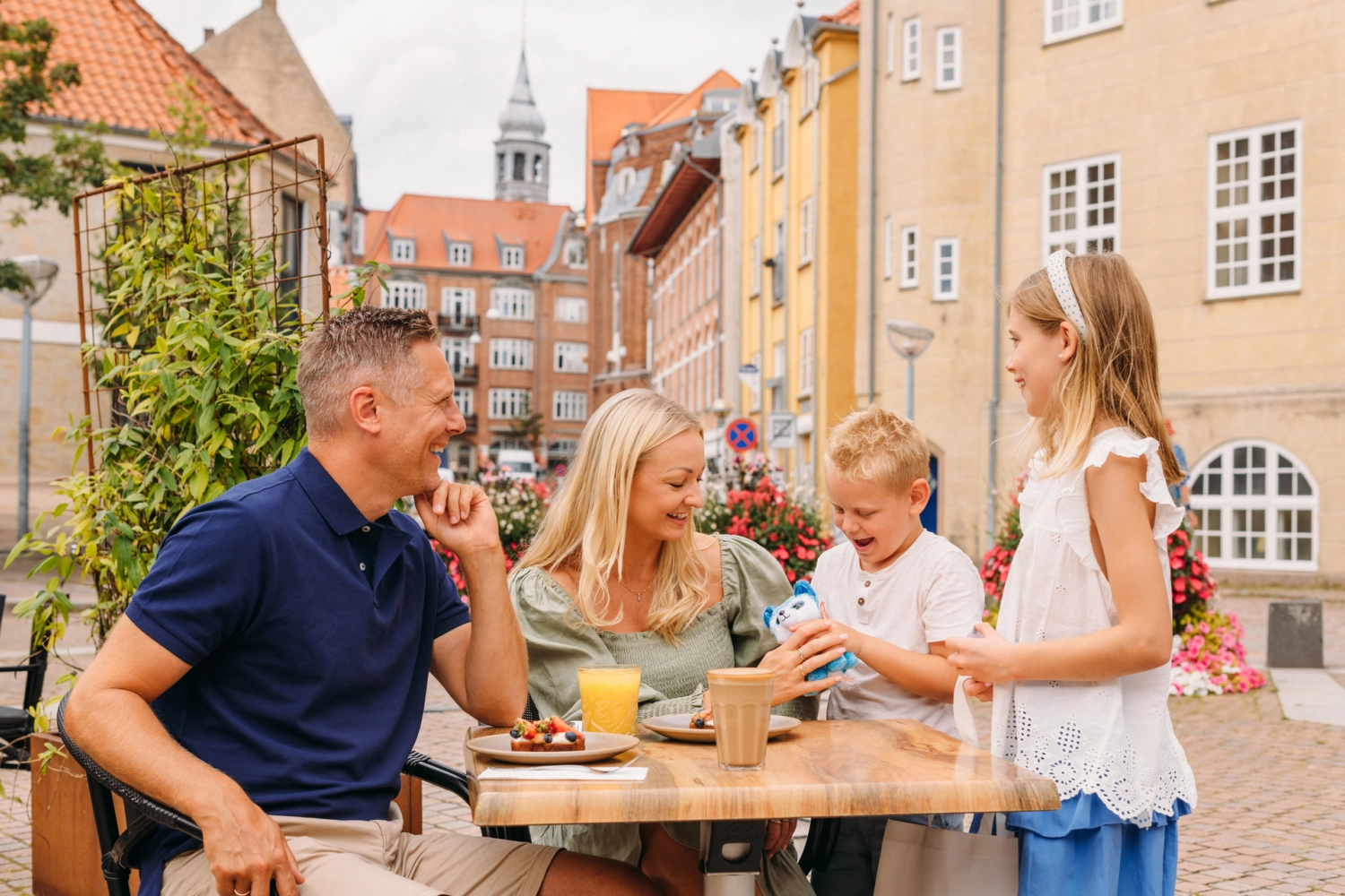 Familie uterestaurant.jpg