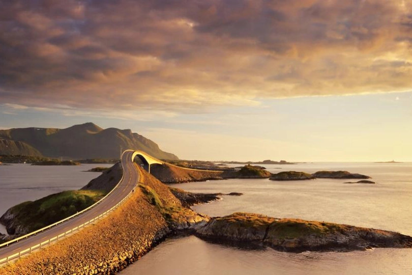 Atlantikstraße 2.jpg