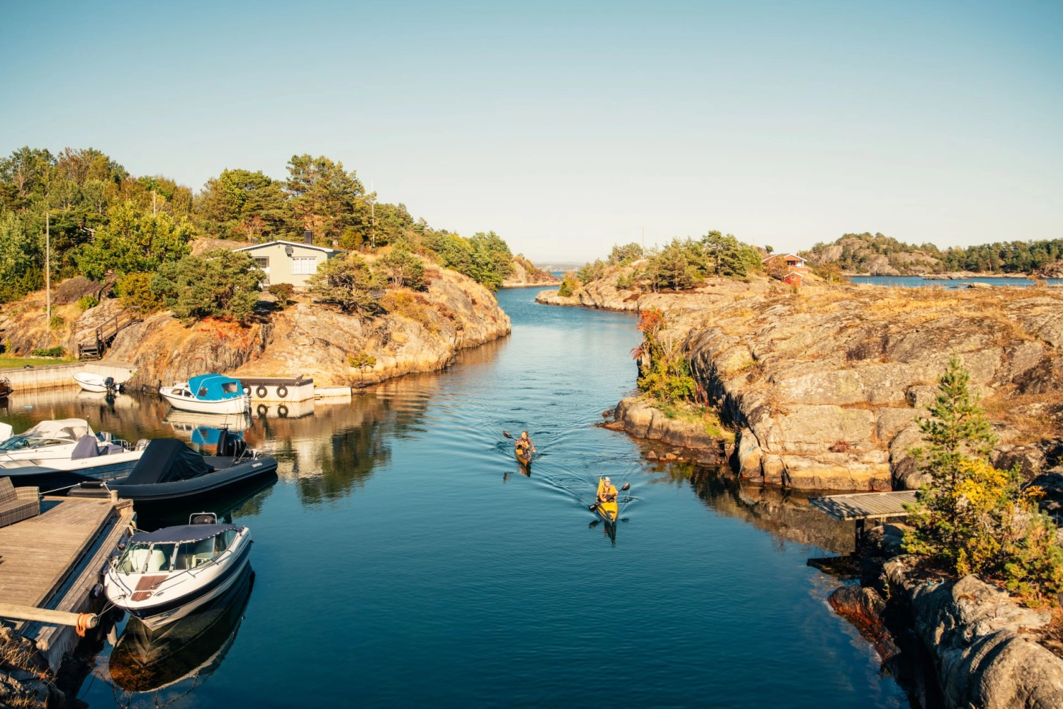 Kajak ved Kjønøya i Bamble. Foto: Even Lundefaret.