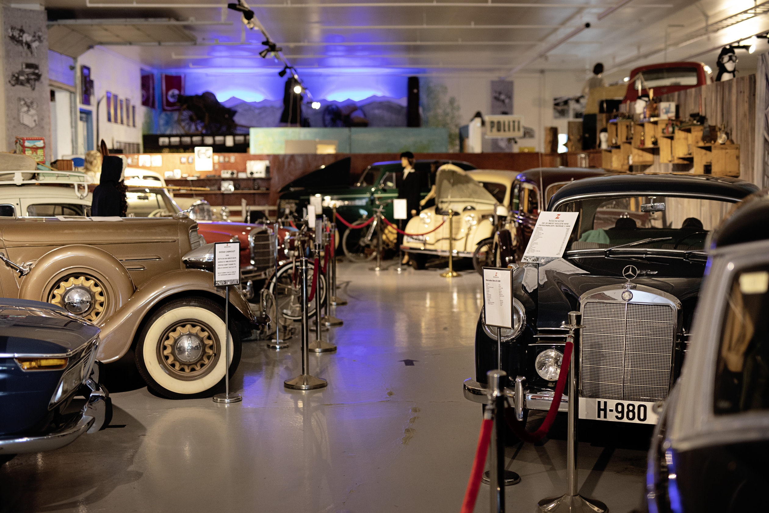 Museum med mange veteranbiler
